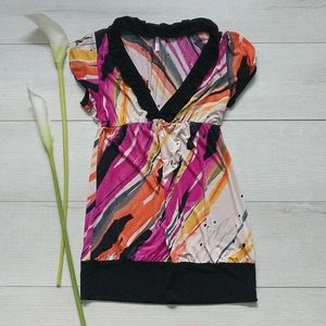 *💖 NWOTPink Low V cut, tunic